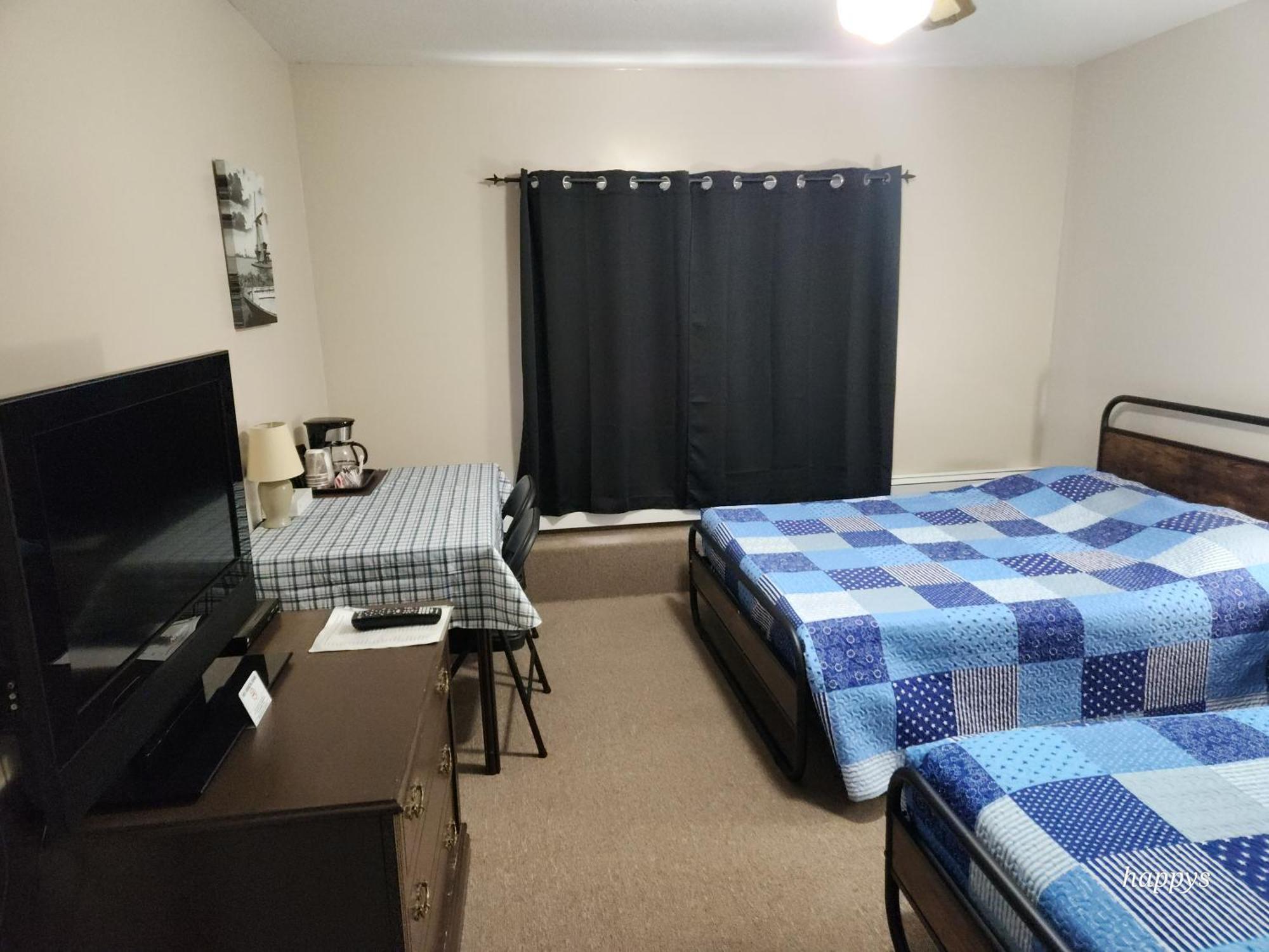 Midway Motel Radisson Bagian luar foto